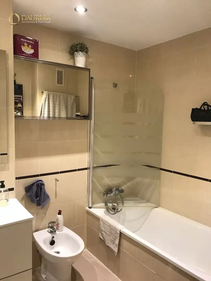 Piso con ascensor en venta en PIO BAROJA, 10, imagen 3
