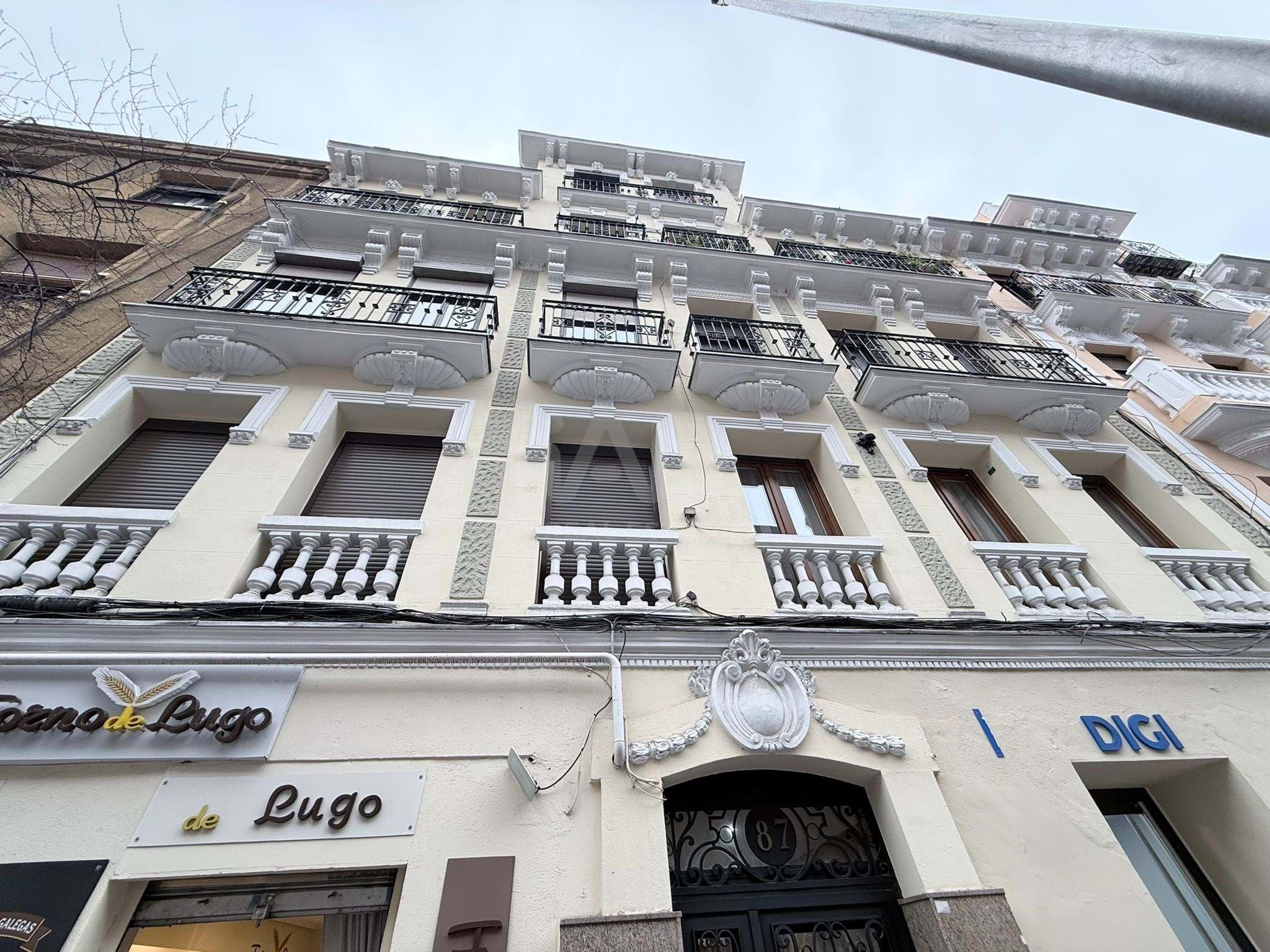 Vista exterior de Ático en venta en  Madrid Capital con Aire acondicionado, Calefacción y Terraza