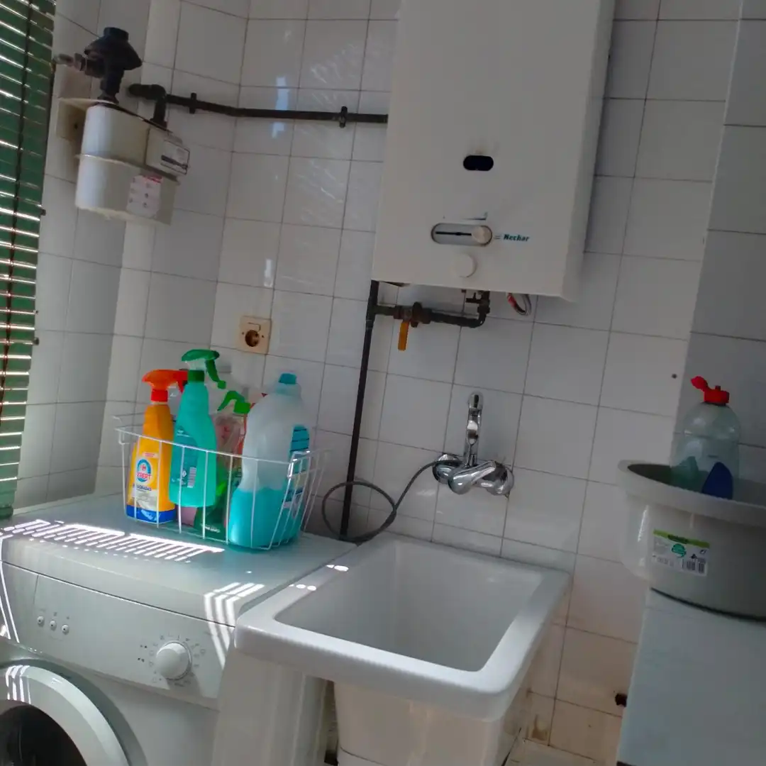 Badezimmer von Wohnung zur Miete in Granada mit Terrasse, Möbliert und Gemeinschaftspool