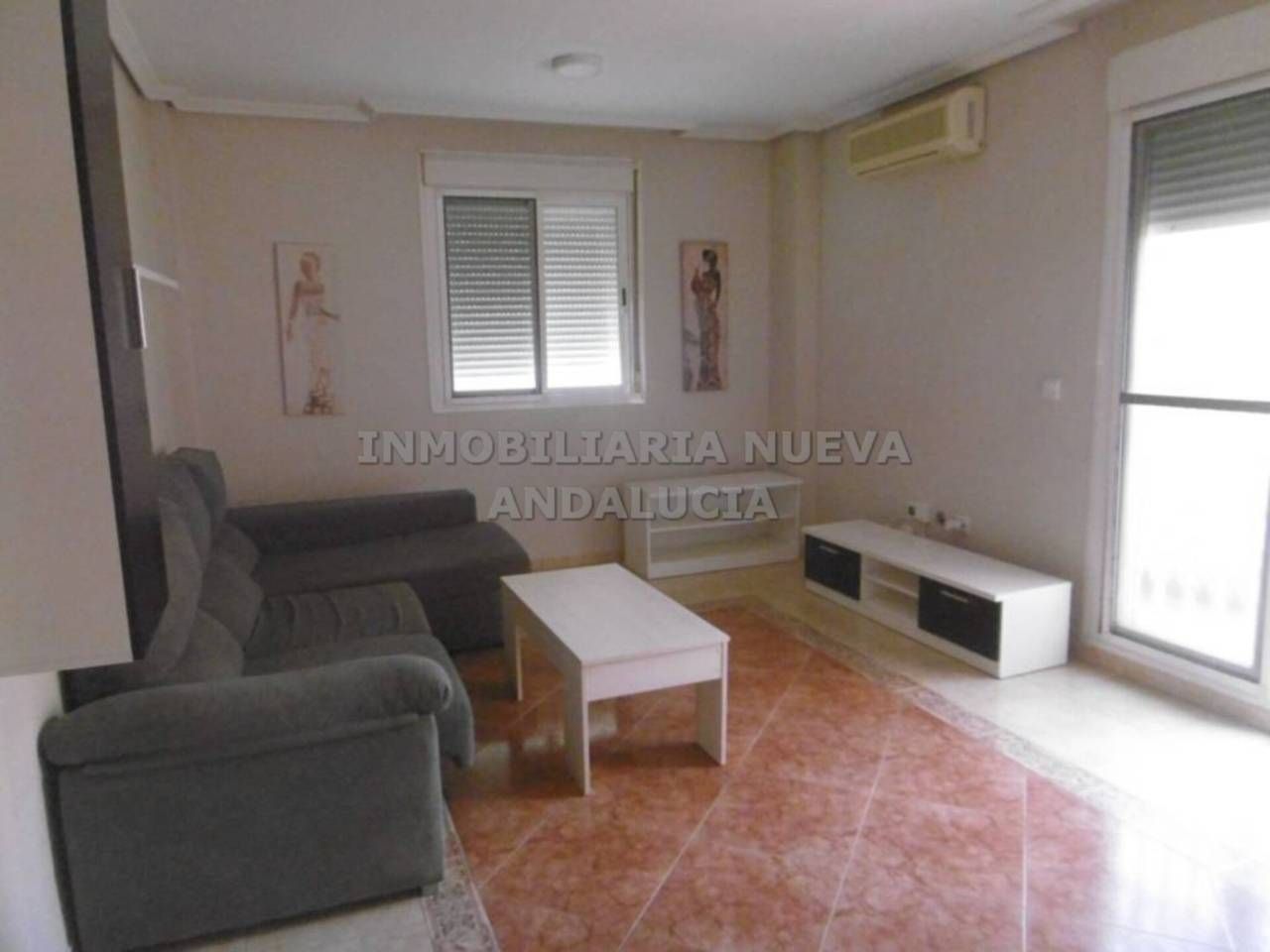 Sala d'estar de Pis de lloguer en  Almería Capital amb Aire condicionat, Traster i Moblat