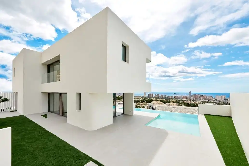 Villa mit Pool zum Verkauf in Golf Bahía, imagen 3