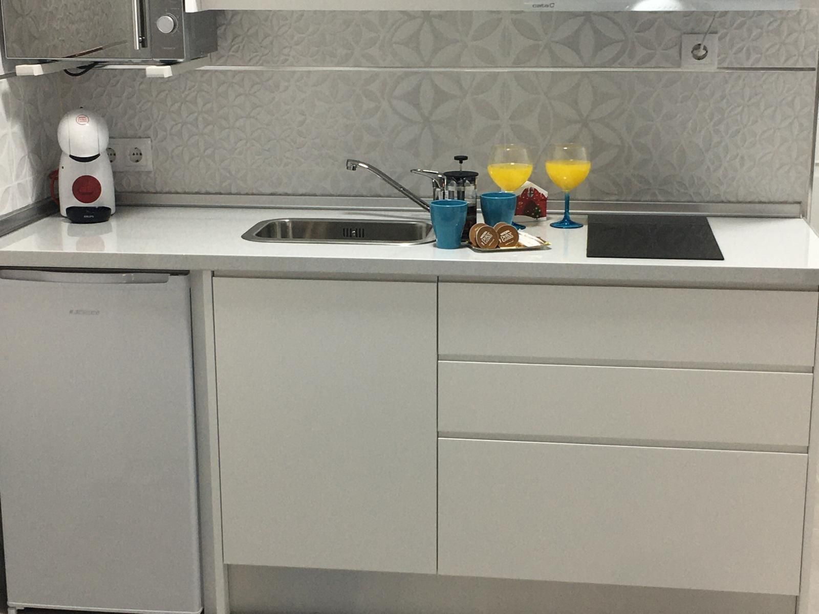 Kitchen of Study for sale in Benalmádena  with Air Conditioner, Private garden and Community pool