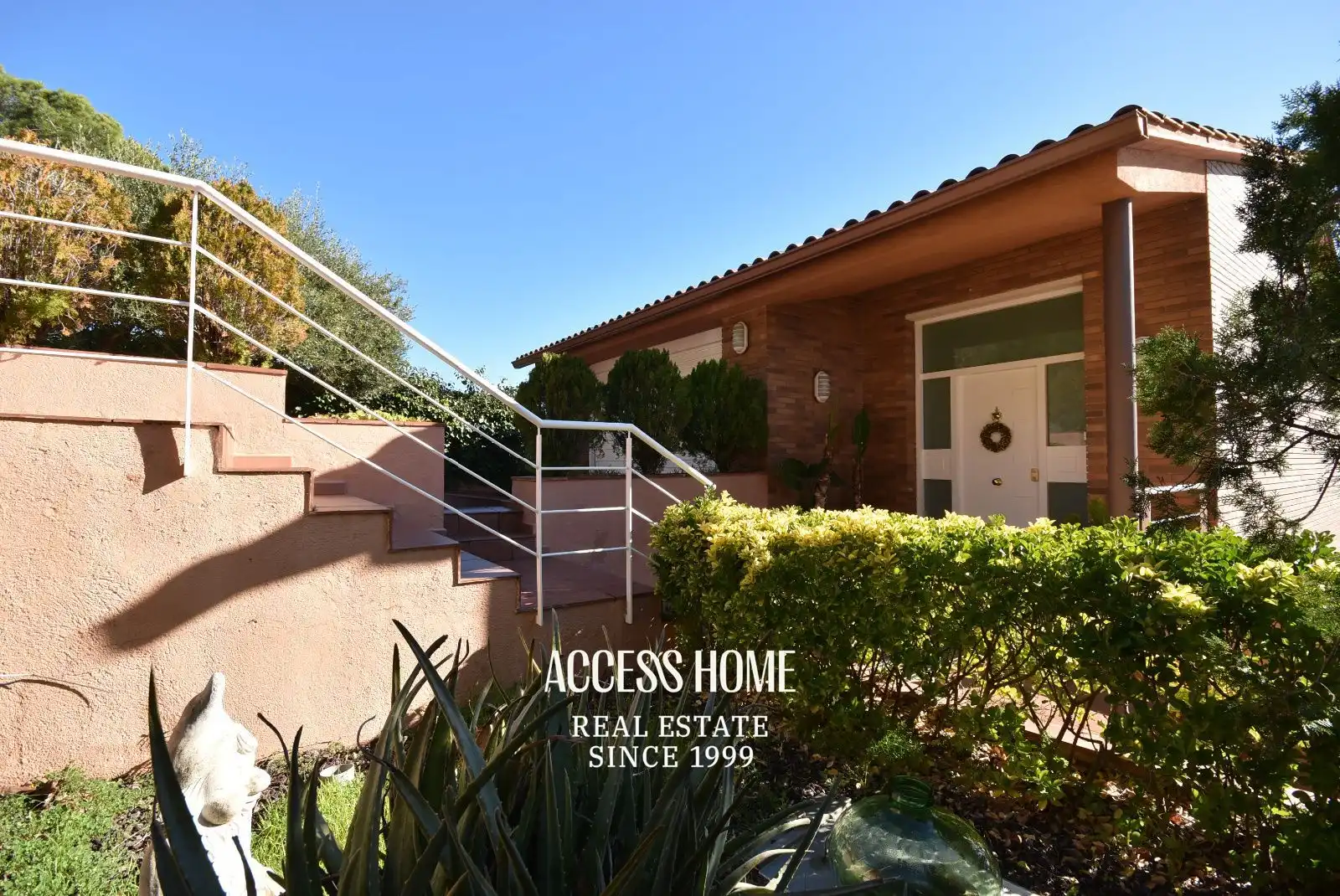 Vista exterior de Casa o chalet en venta en Premià de Dalt con Aire acondicionado, Calefacción y Terraza