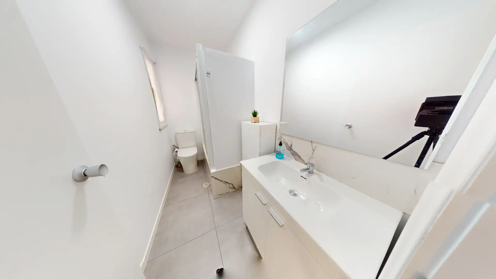 Badezimmer von Wohnung zum Verkauf in Jijona / Xixona mit Klimaanlage, Heizung und Terrasse