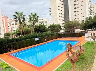 Apartment mit Pool zum Verkauf in Calle Xaloc
