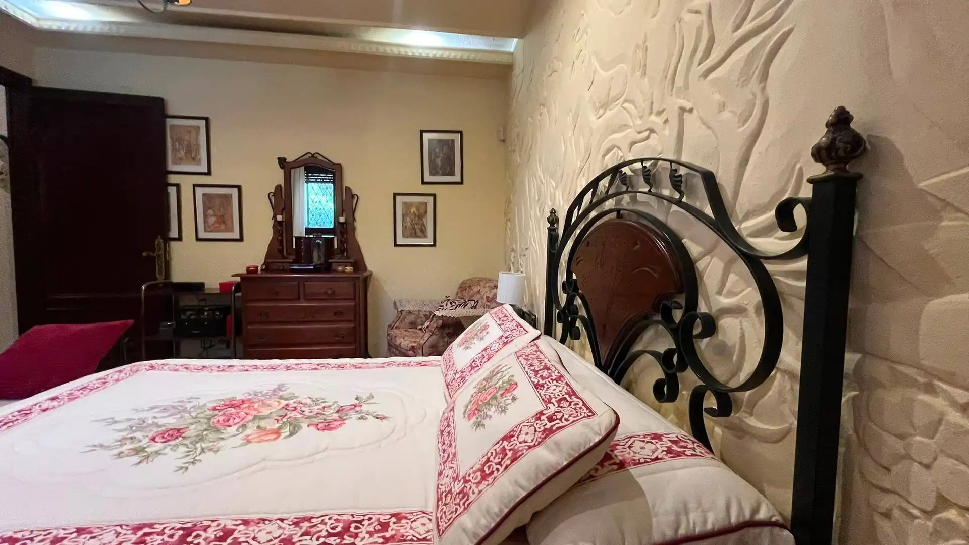 Habitación de Casa o chalet en venta en Elche / Elx con Aire acondicionado, Calefacción y Jardín privado