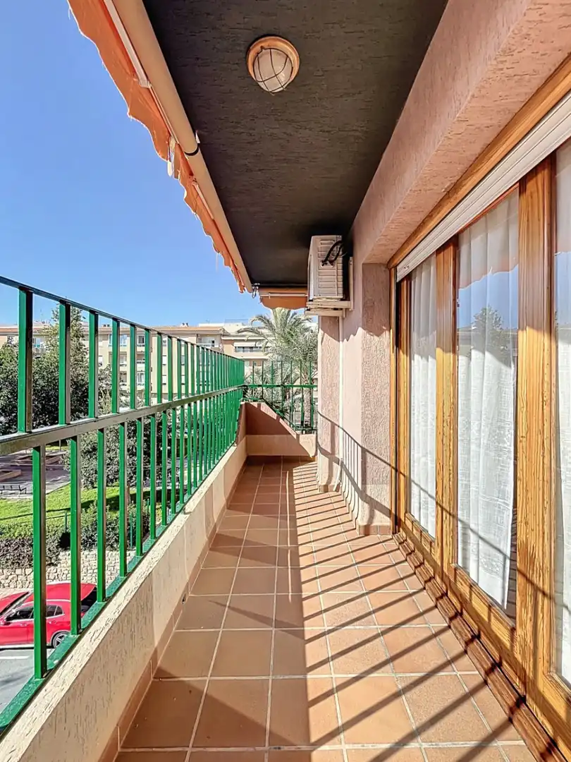Terraza de Piso en venta en L'Alfàs del Pi con Aire acondicionado, Calefacción y Trastero
