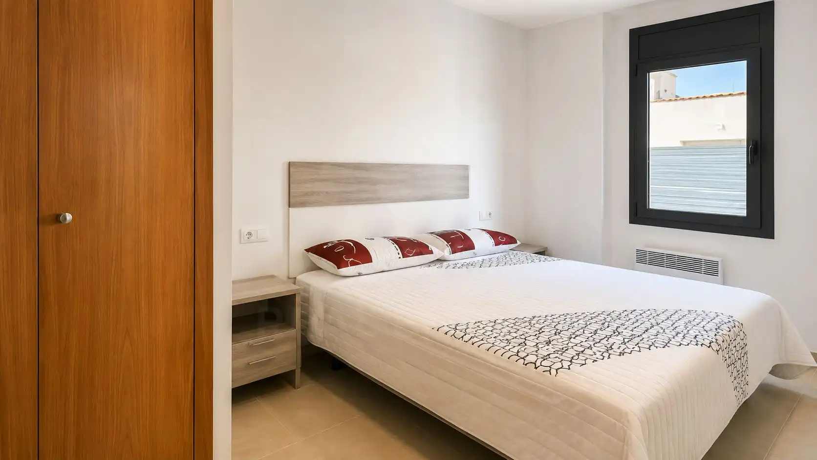 Bedroom of Flat for sale in L'Estartit