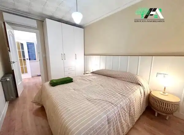 Dormitori de Casa o xalet en venda en Baeza, Jaén