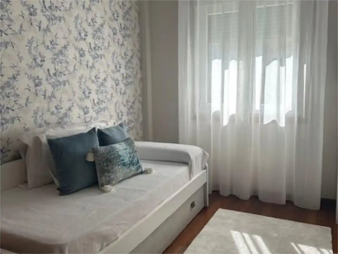 Bedroom of Flat for rent in Vilagarcía