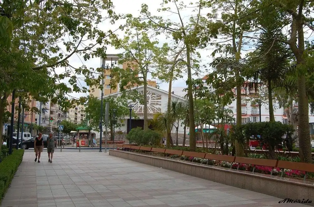 Außenansicht von Wohnung zum Verkauf in Vélez-Málaga mit Terrasse