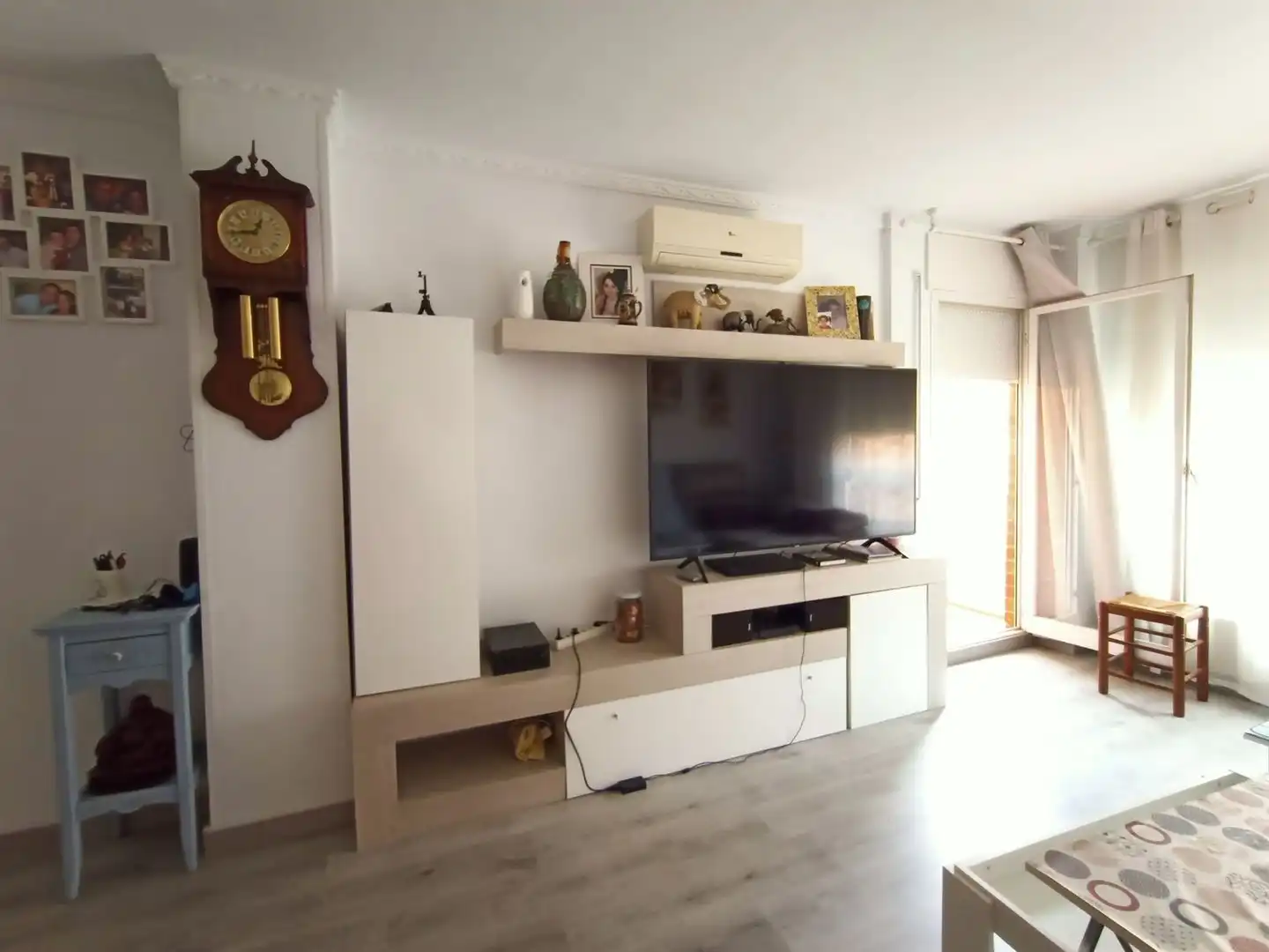 Piso con terraza en venta en Calle Salvador Espriu 9, imagen 2