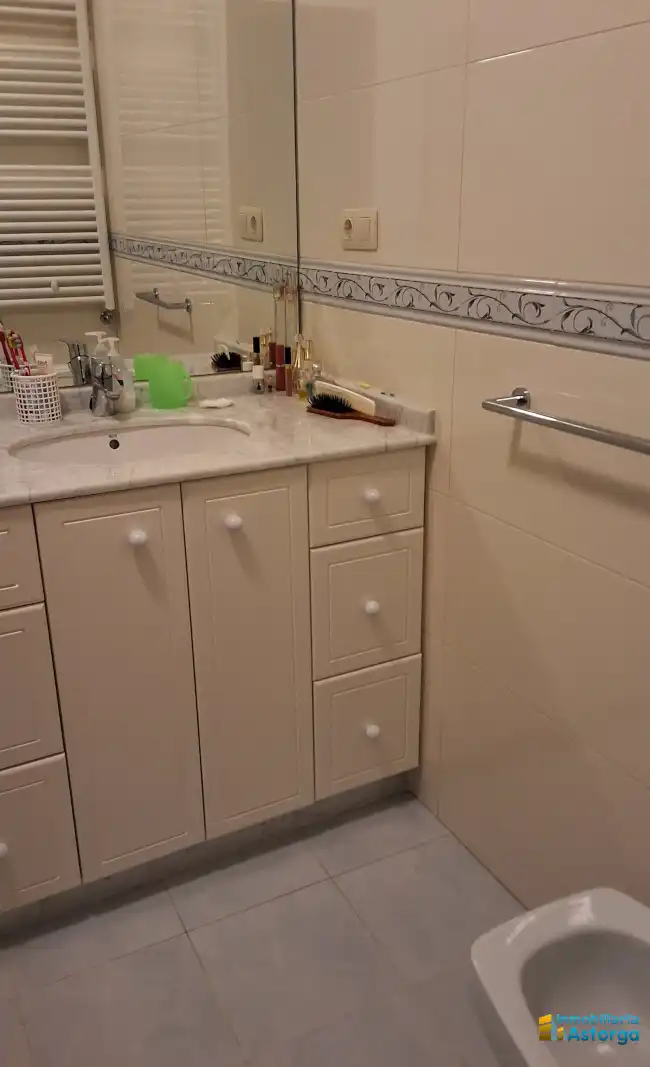 Bathroom of Houses for sale in Villamejil  with Heating and Private garden