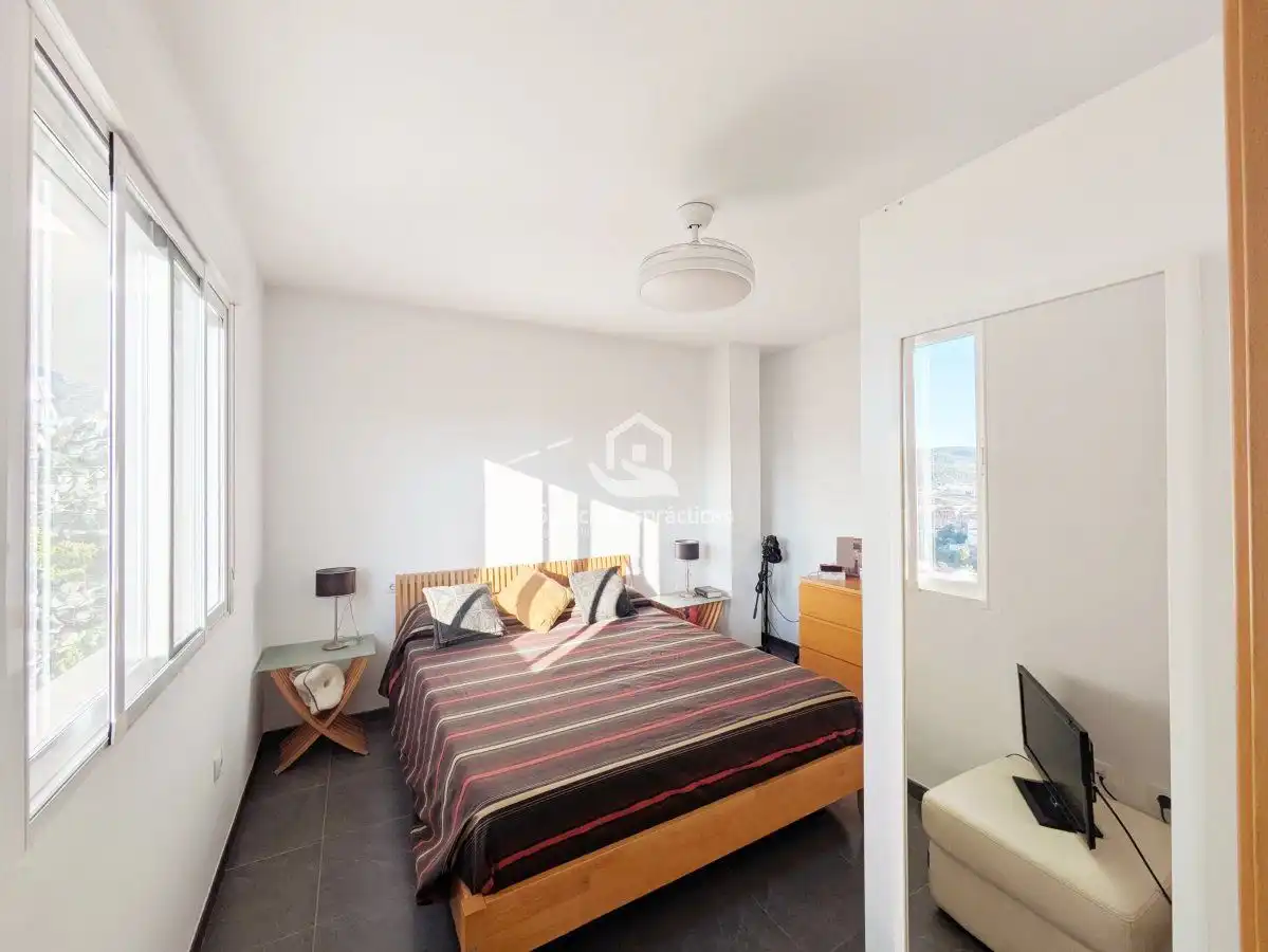 Habitación de Ático en venta en Los Villares con Aire acondicionado, Terraza y Trastero