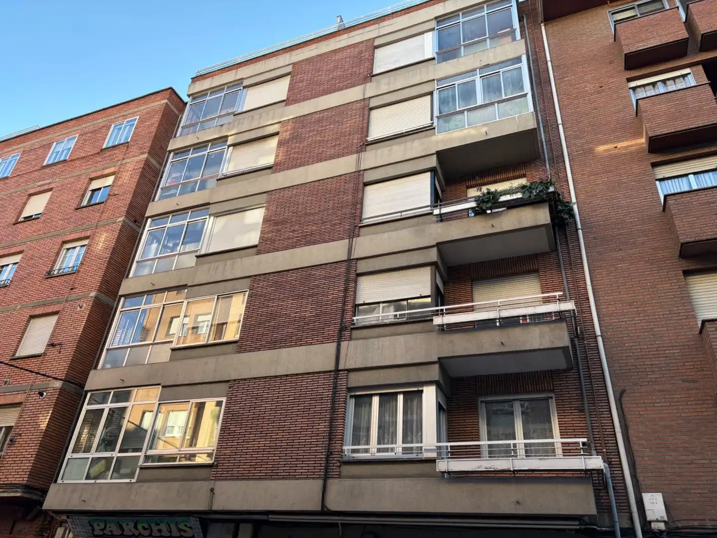 Exterior view of Flat for rent in Ponferrada  with Heating, Private garden and Terrace