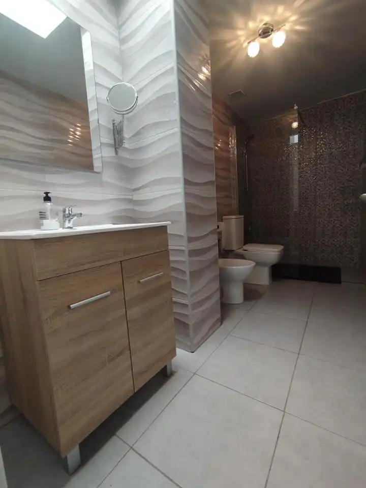 Bathroom of Attic for rent in Santa Lucía de Tirajana  with Terrace, Furnished and Internet