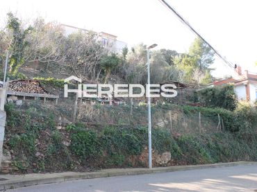 Terreny residencial en venda a Carrer de la Ginesta 50