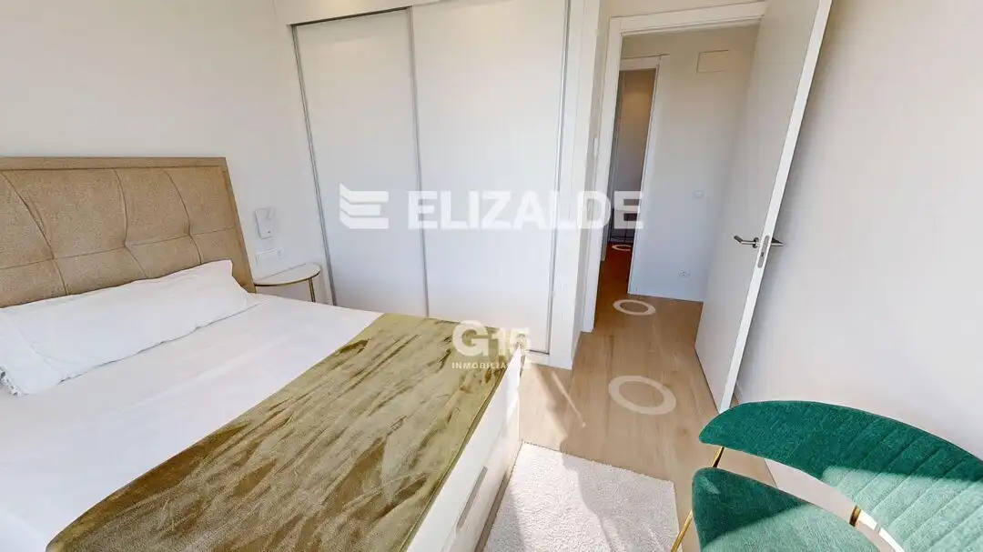 Habitación de Casa o chalet en venta en Donostia - San Sebastián  con Calefacción, Jardín privado y Terraza