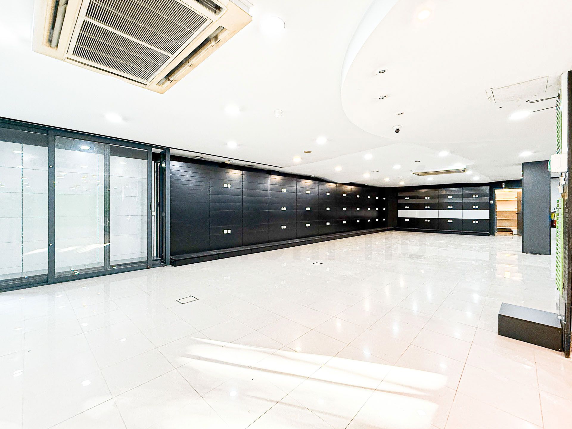 Local de lloguer en  Barcelona Capital amb Aire condicionat