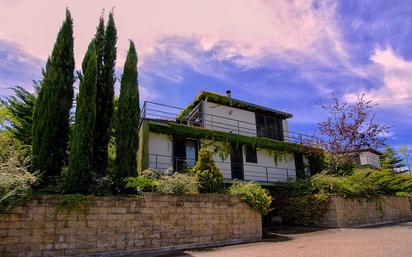 Vista exterior de Casa o xalet en venda en La Puebla de Castro amb Aire condicionat, Calefacció i Terrassa