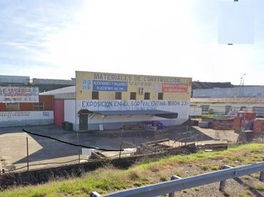 Nau industrial en venda a Zona Sur - Av. de España - San Miguel