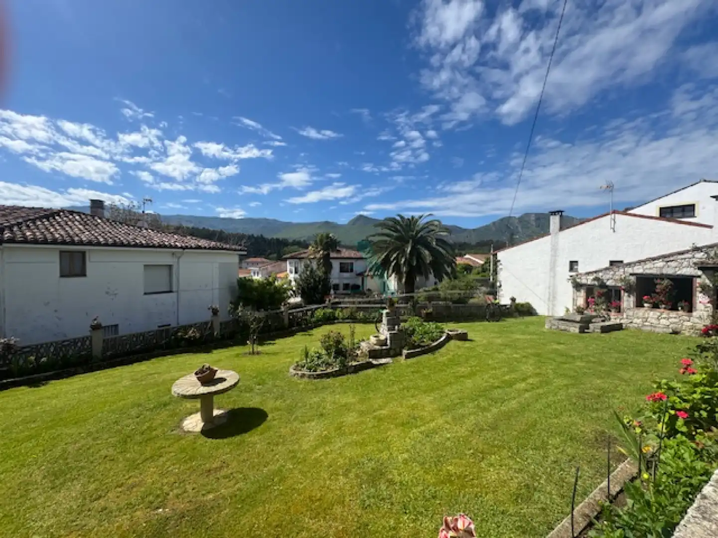 Jardí de Casa o xalet en venda en Llanes amb Jardí privat