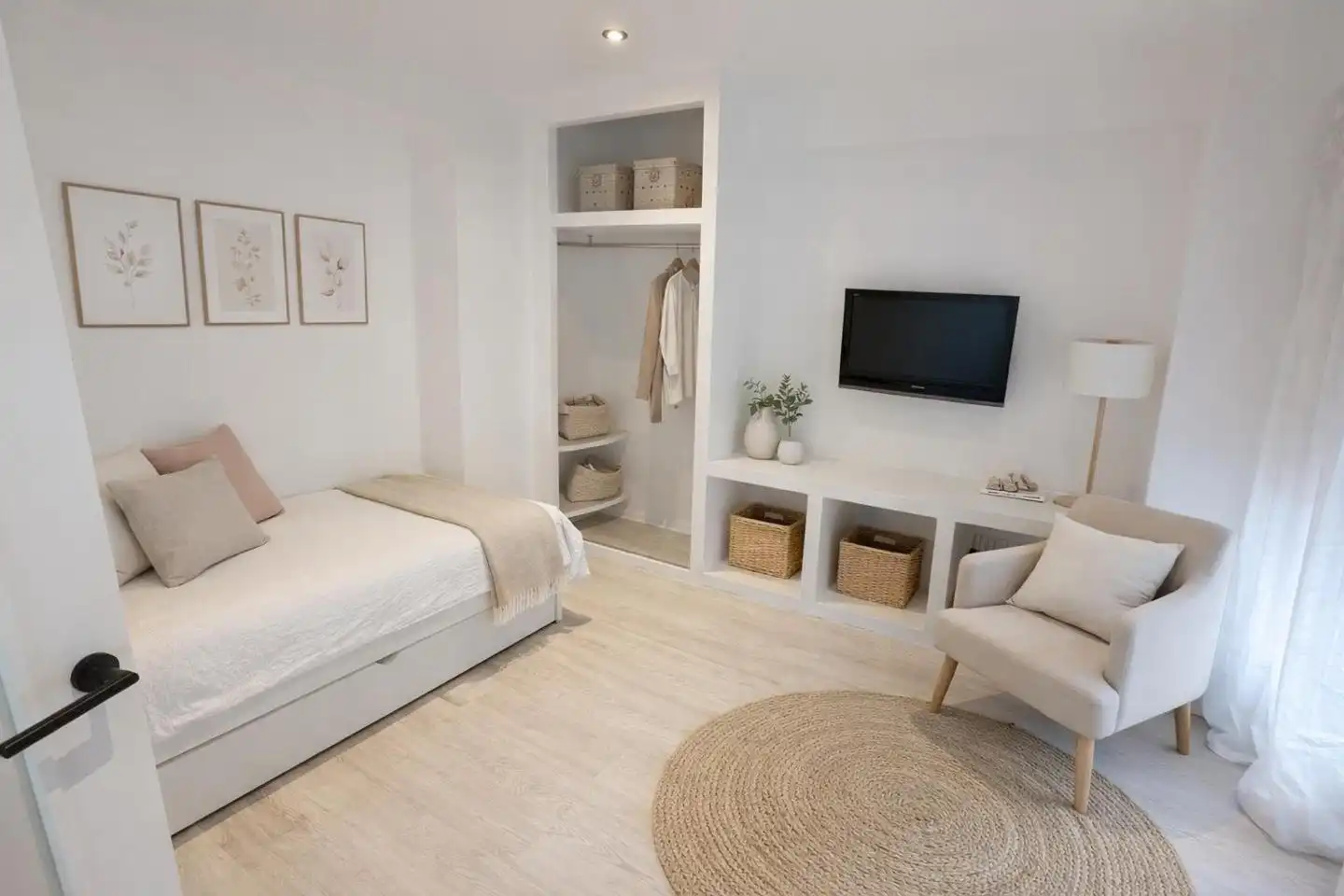 Bedroom of Flat for sale in Santa Cruz de Tenerife  with Air Conditioner