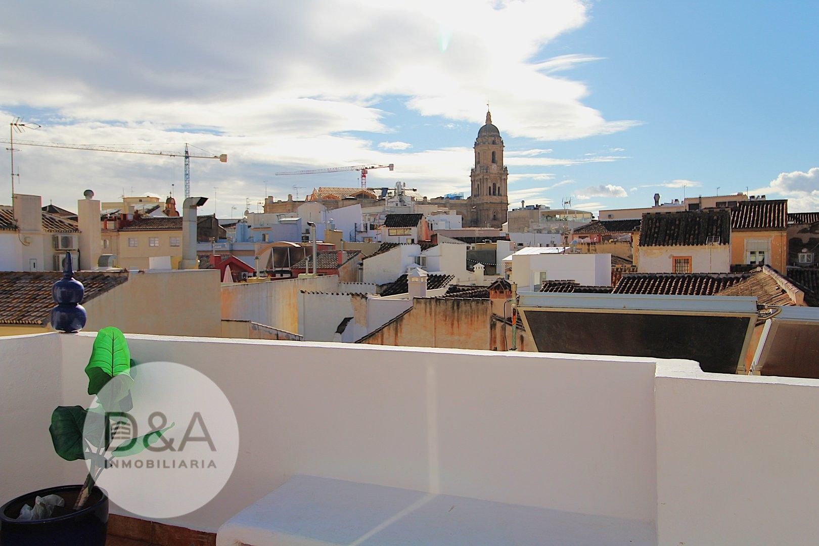 Exterior view of Building for sale in Málaga Capital