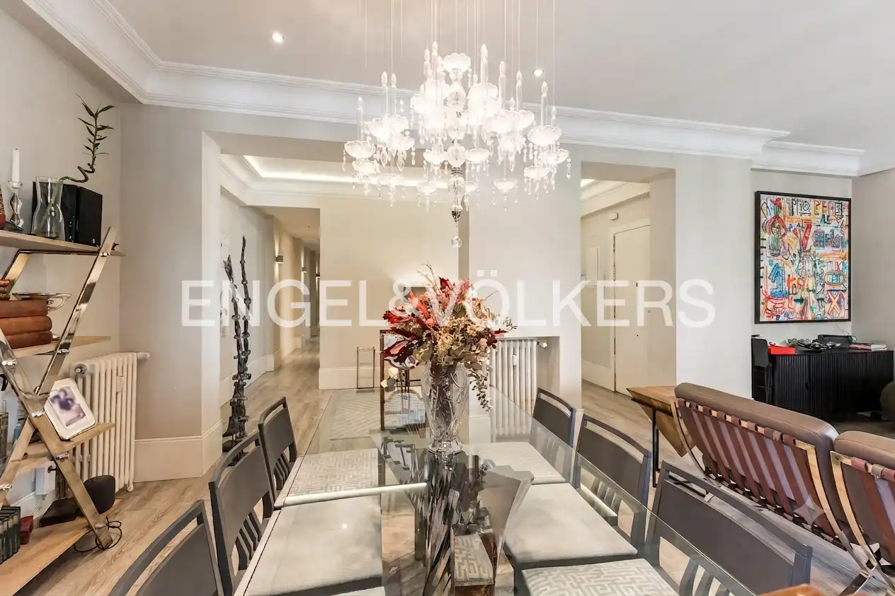 Comedor de Piso en venta en Madrid con Aire acondicionado, Calefacción y Balcón