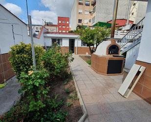 Jardí de Casa o xalet en venda en Sabadell amb Aire condicionat i Terrassa