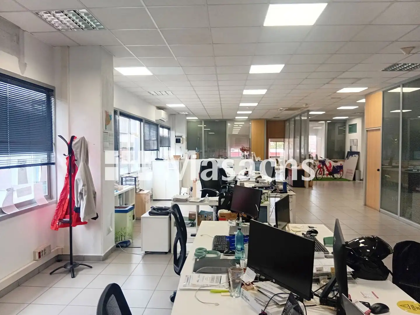 Nave industrielle avec ascenseur à louer à Gorg - Progrés, imagen 7