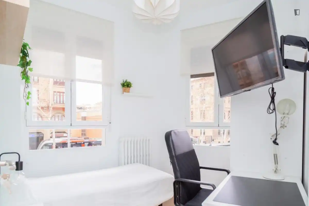 Habitación en Paseo Sagasta