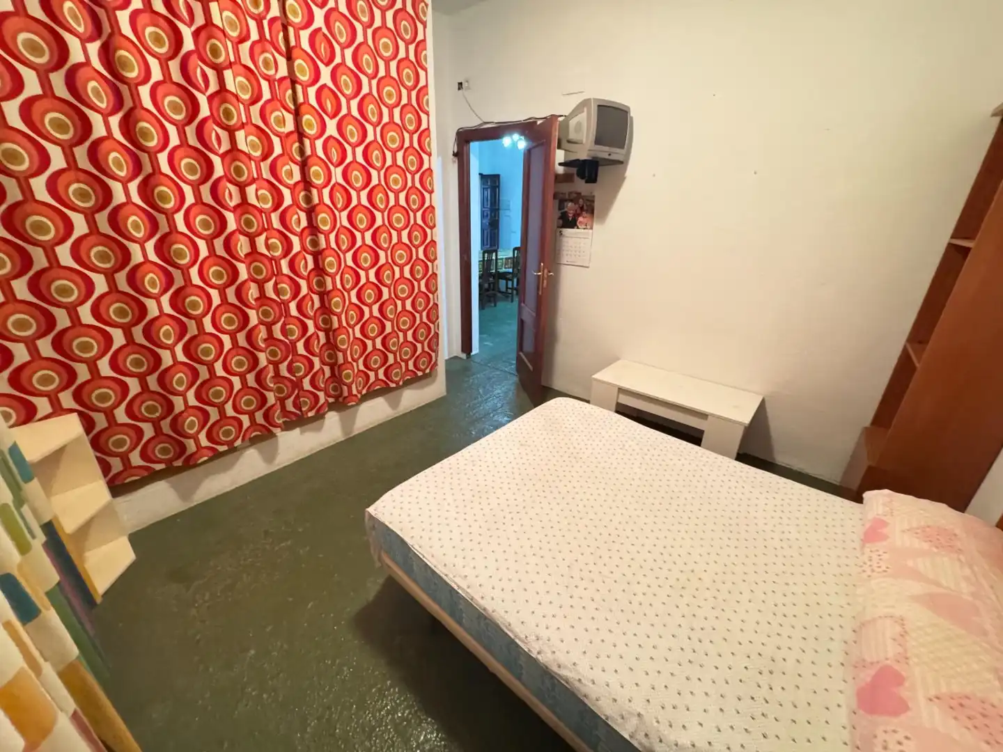 Habitación de Casa o chalet en venta en Los Palacios y Villafranca con Jardín privado, Trastero y Piscina