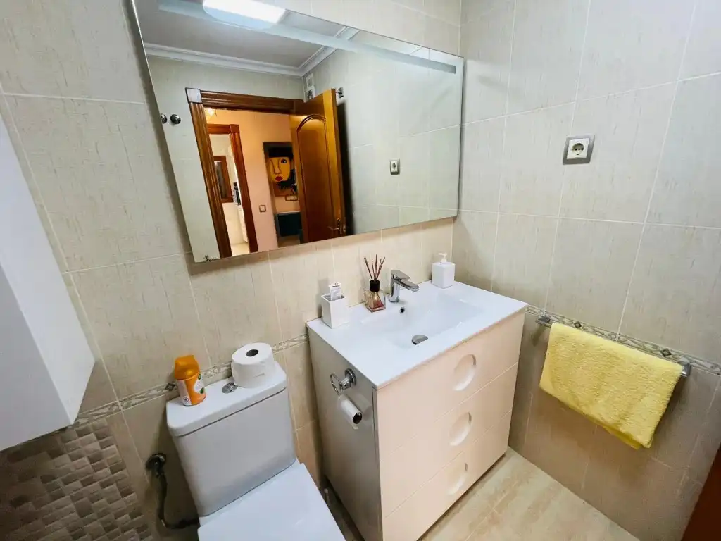 Baño de Apartamento en venta en La Manga del Mar Menor