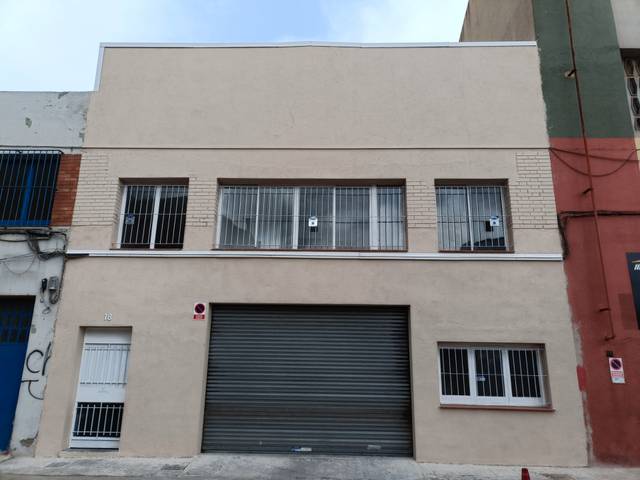 Nave industrial en Alquiler en Carrer de Santander, 73s en El Bon Pastor