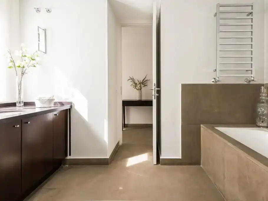 Badezimmer von Wohnungen zur Miete in Dos Hermanas