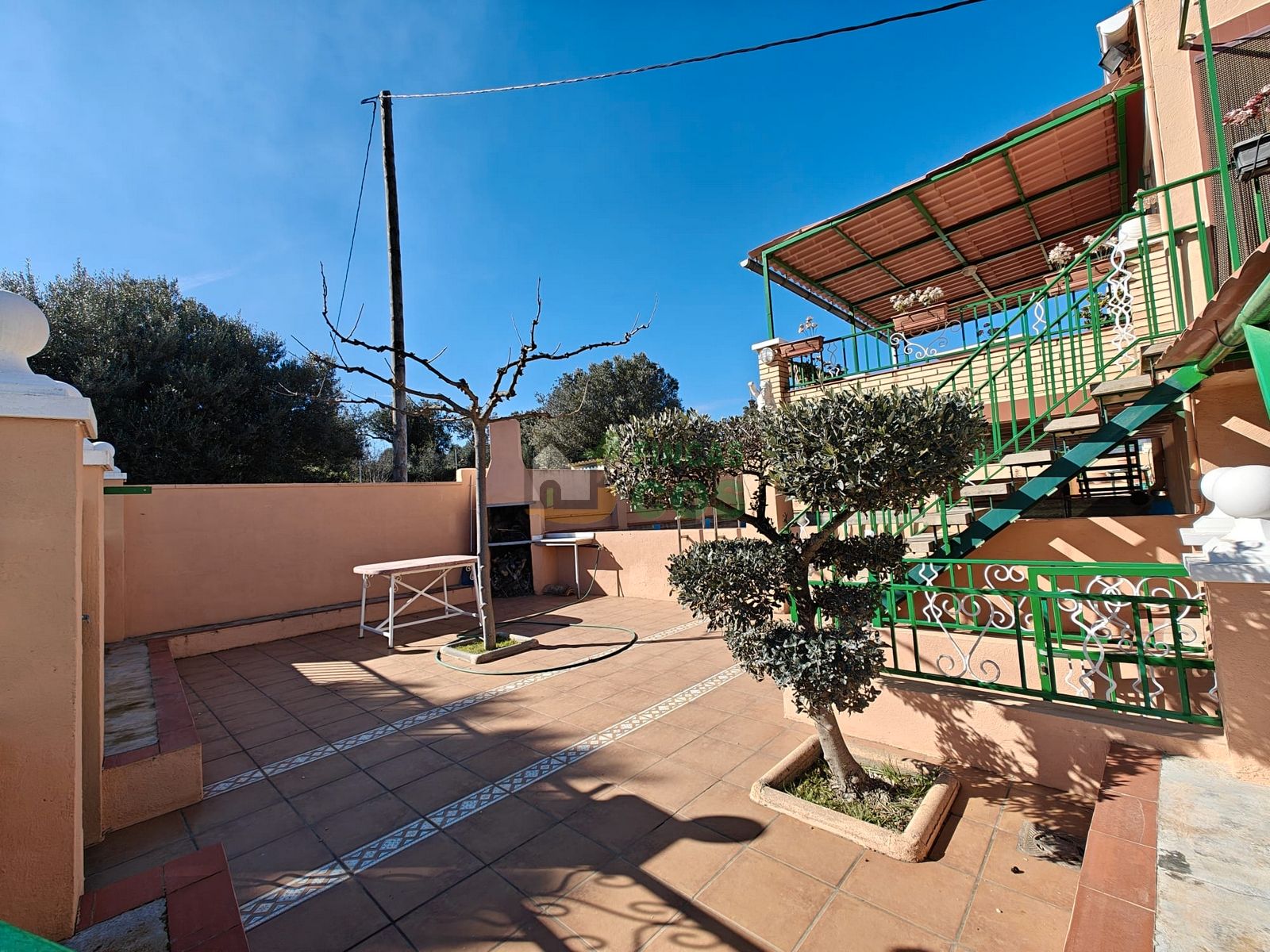 Jardí de Casa o xalet en venda en Riba-roja d'Ebre amb Aire condicionat, Calefacció i Jardí privat