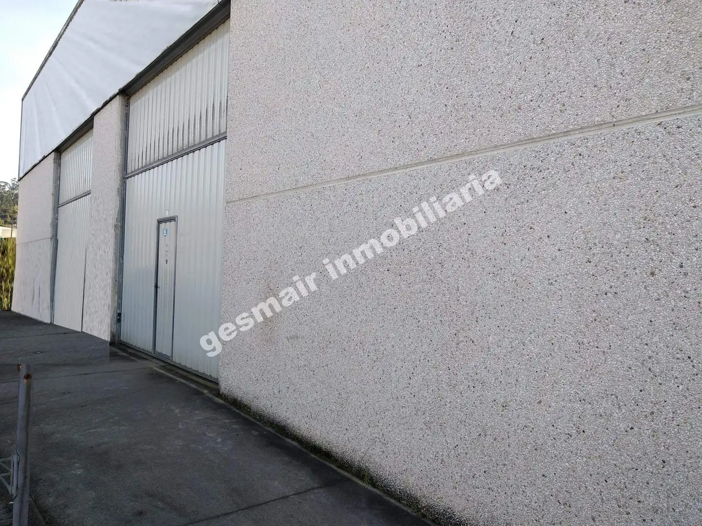Außenansicht von Fabrikhallen zur Miete in Pontevedra Capital 