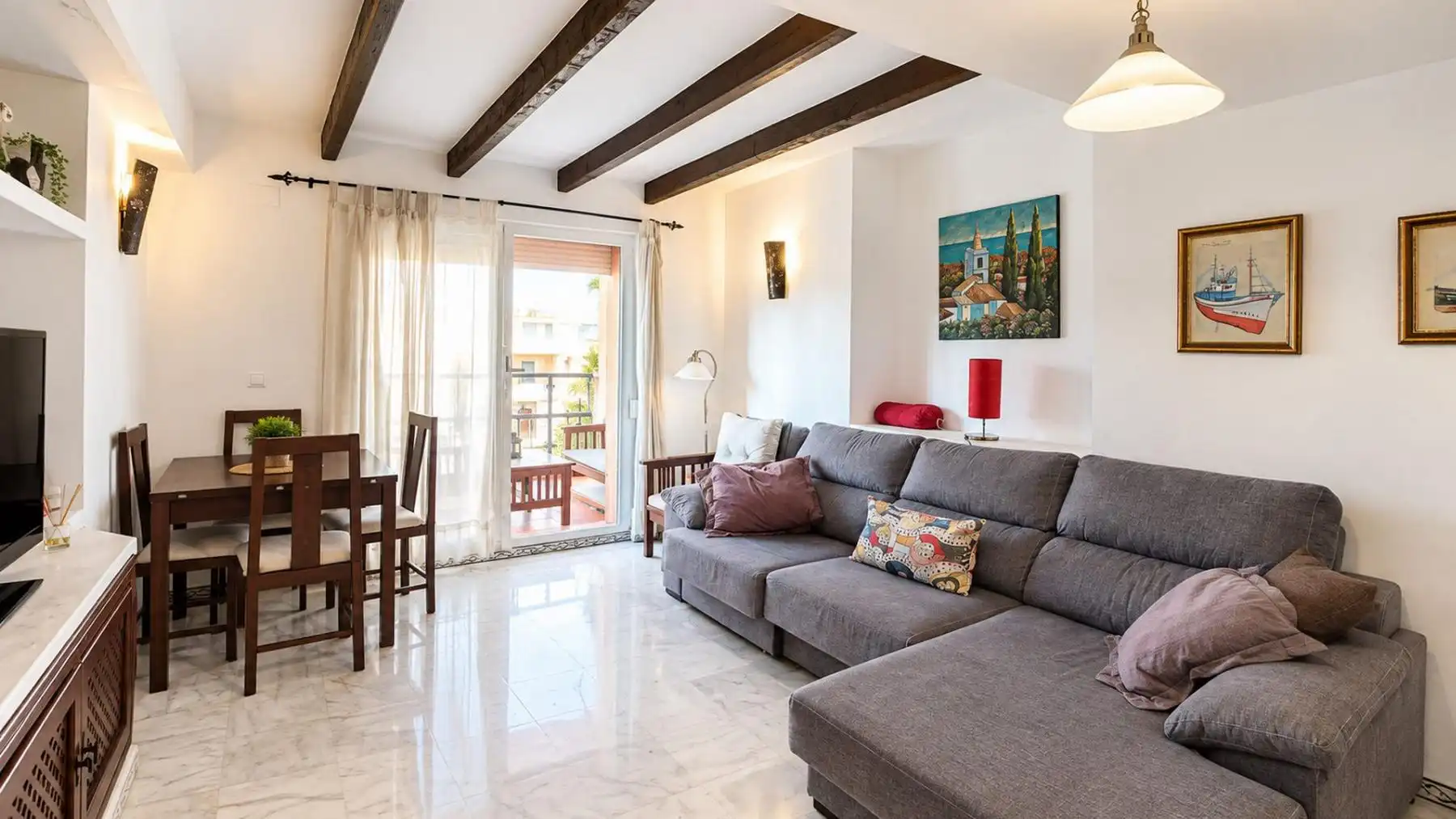 Apartment with pool for sale in Playa de los Locos, imagen 3