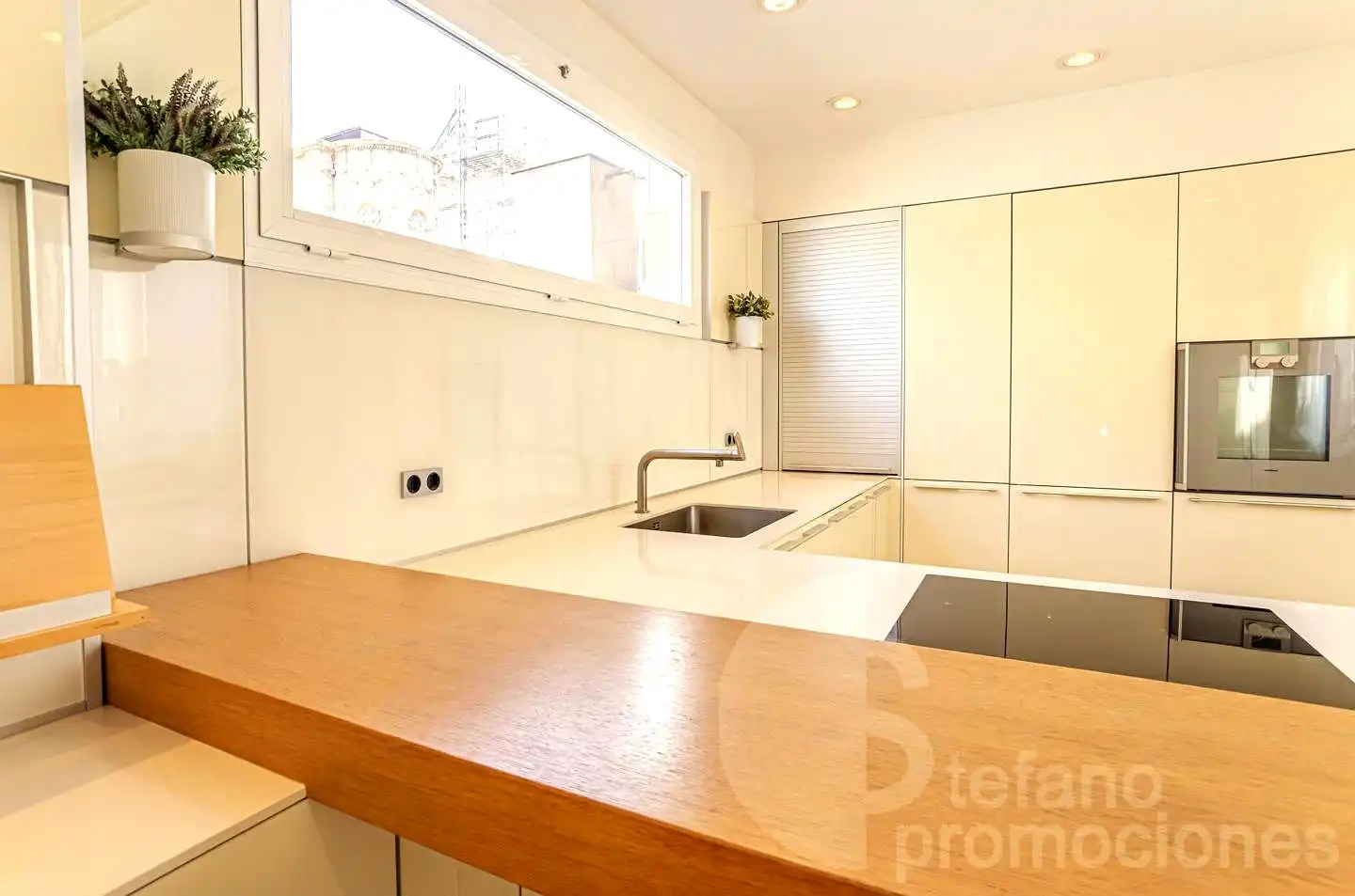 Cocina de Ático de alquiler en Málaga con Aire acondicionado, Calefacción y Parquet