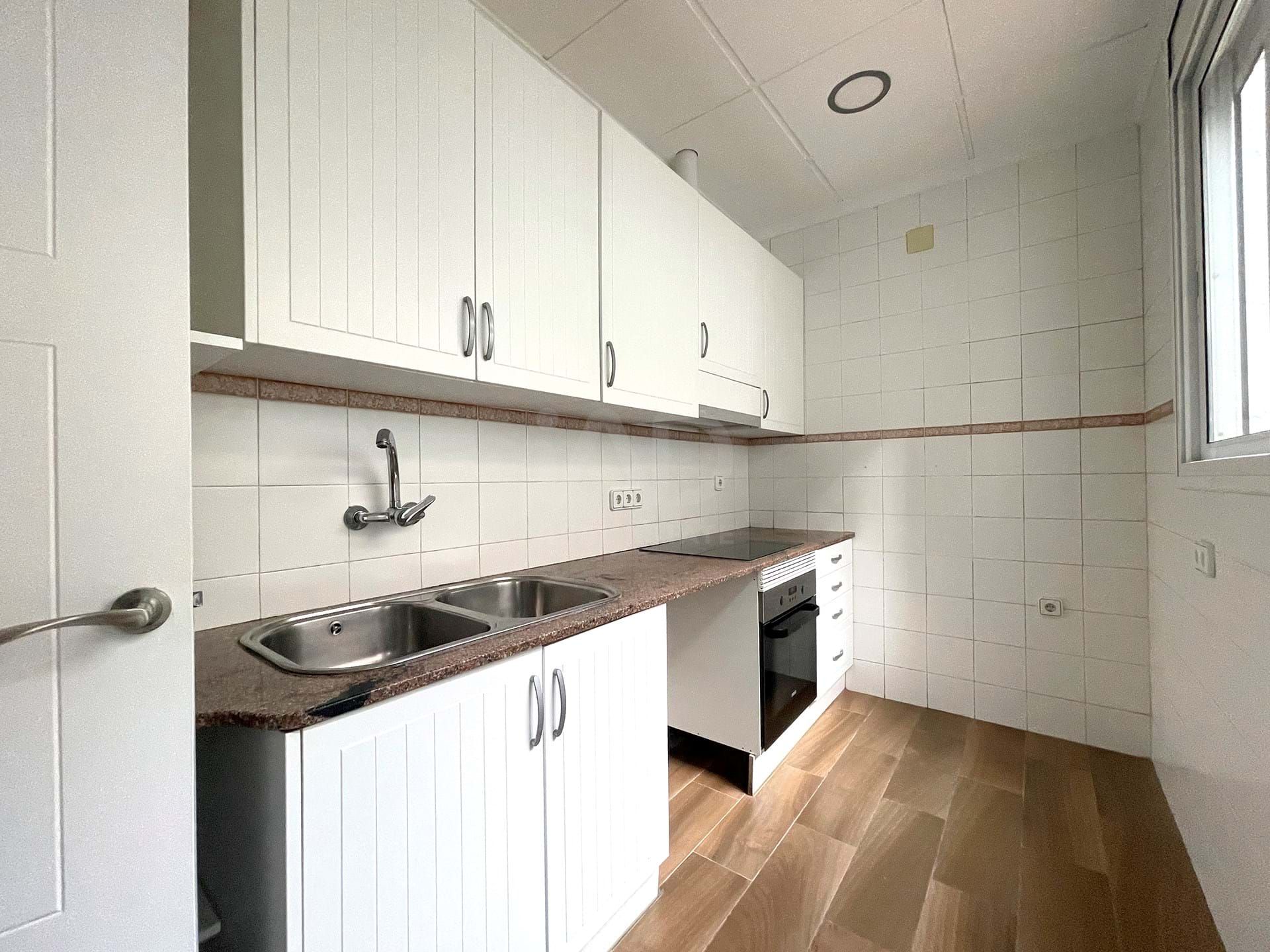 Cocina de Casa o chalet de alquiler en Sabadell con Calefacción y Terraza