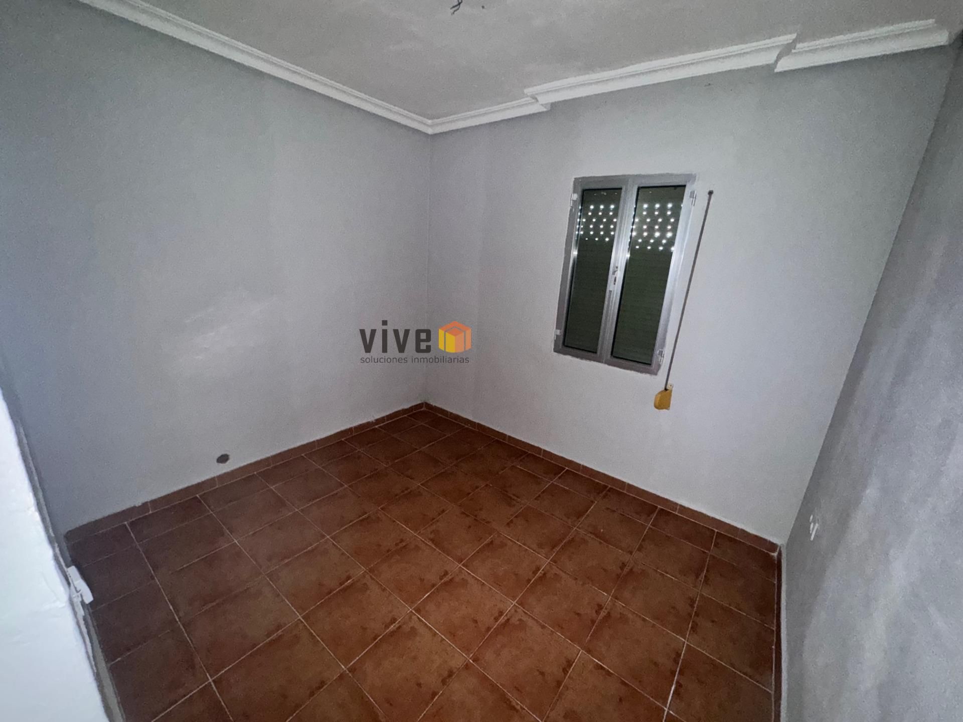Piso en venta en  Sevilla Capital con Balcón