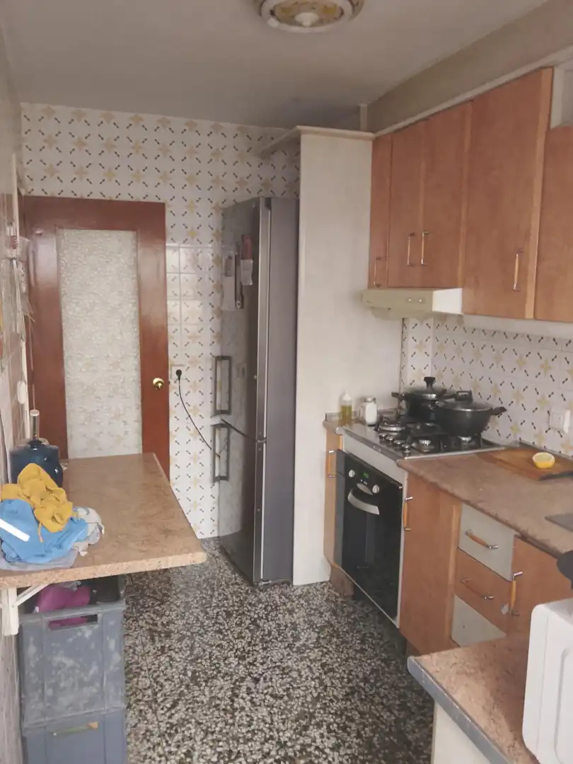 Cuina de Pis en venda en Elche / Elx amb Terrassa, Moblat i Balcó