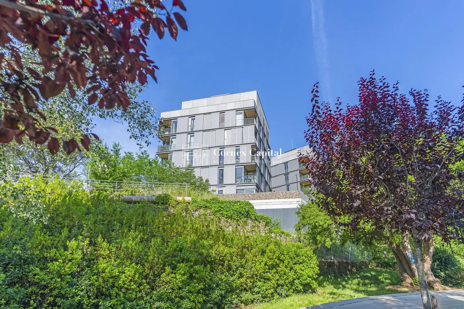 Exterior view of Flat for sale in Barcelona  with Air Conditioner, Heating and Private garden