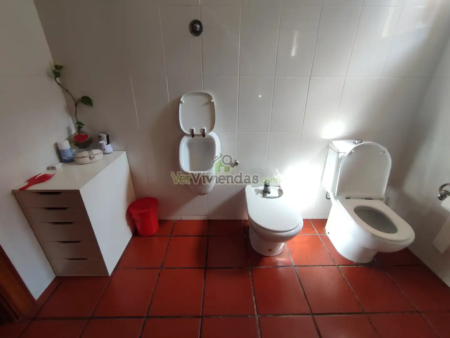 Bany de Casa o xalet en venda en Esparreguera amb Aire condicionat, Calefacció i Jardí privat