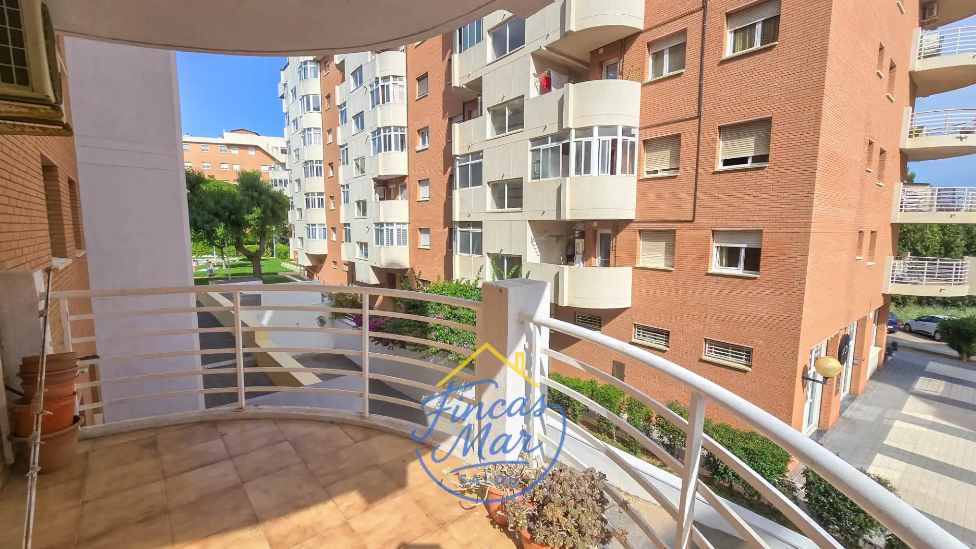 Vista exterior de Piso en venta en Salou con Aire acondicionado, Terraza y Amueblado