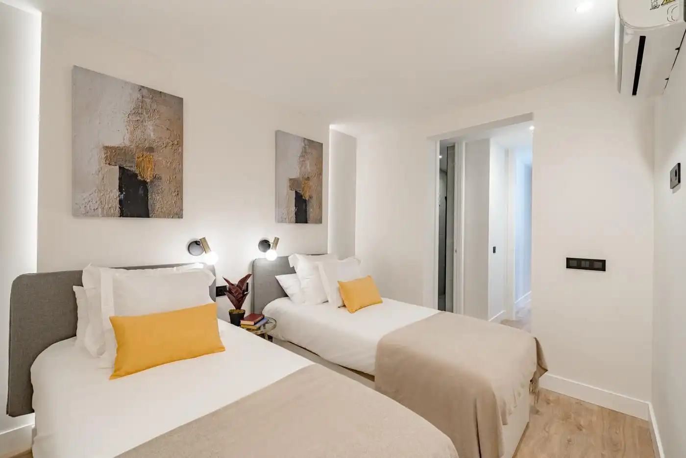 Habitación de Piso en venta en Madrid con Aire acondicionado y Calefacción