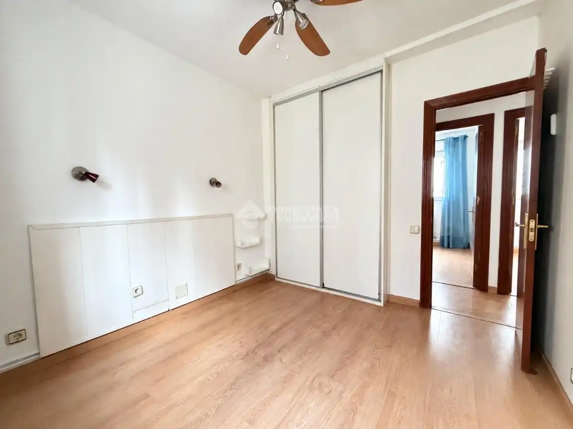 Piso con ascensor en venta en Moratalaz, imagen 5