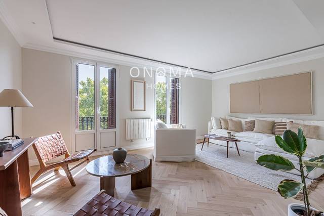 Piso en Venta en Del Prado 42 en Cortes - Huertas