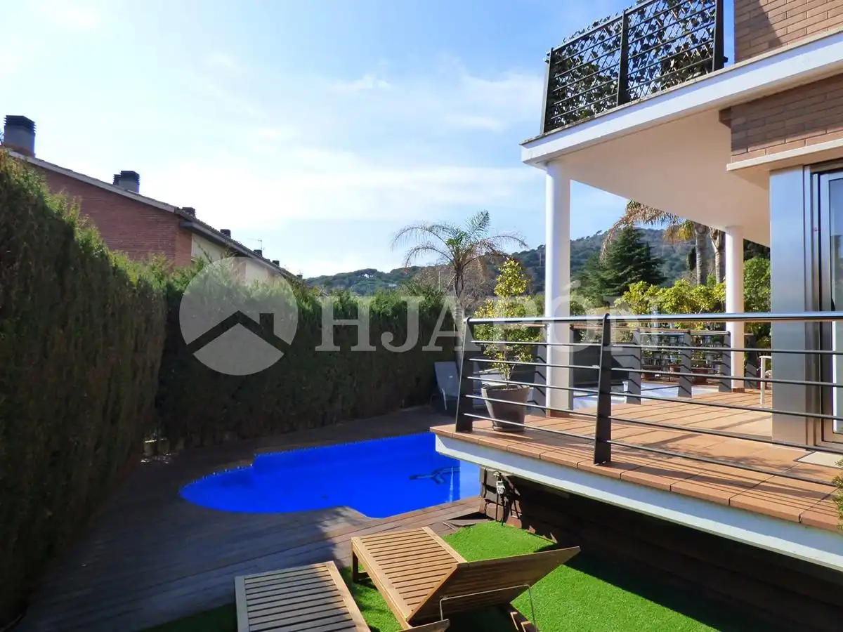 Casa aparellada amb terrassa en venda a Vilassar de Dalt, imagen 33